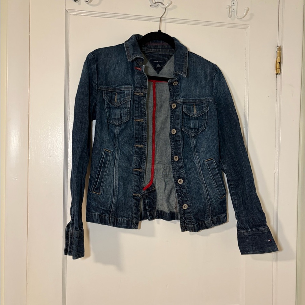 Stylish Blue Denim Jacket - Picture 2 of 4